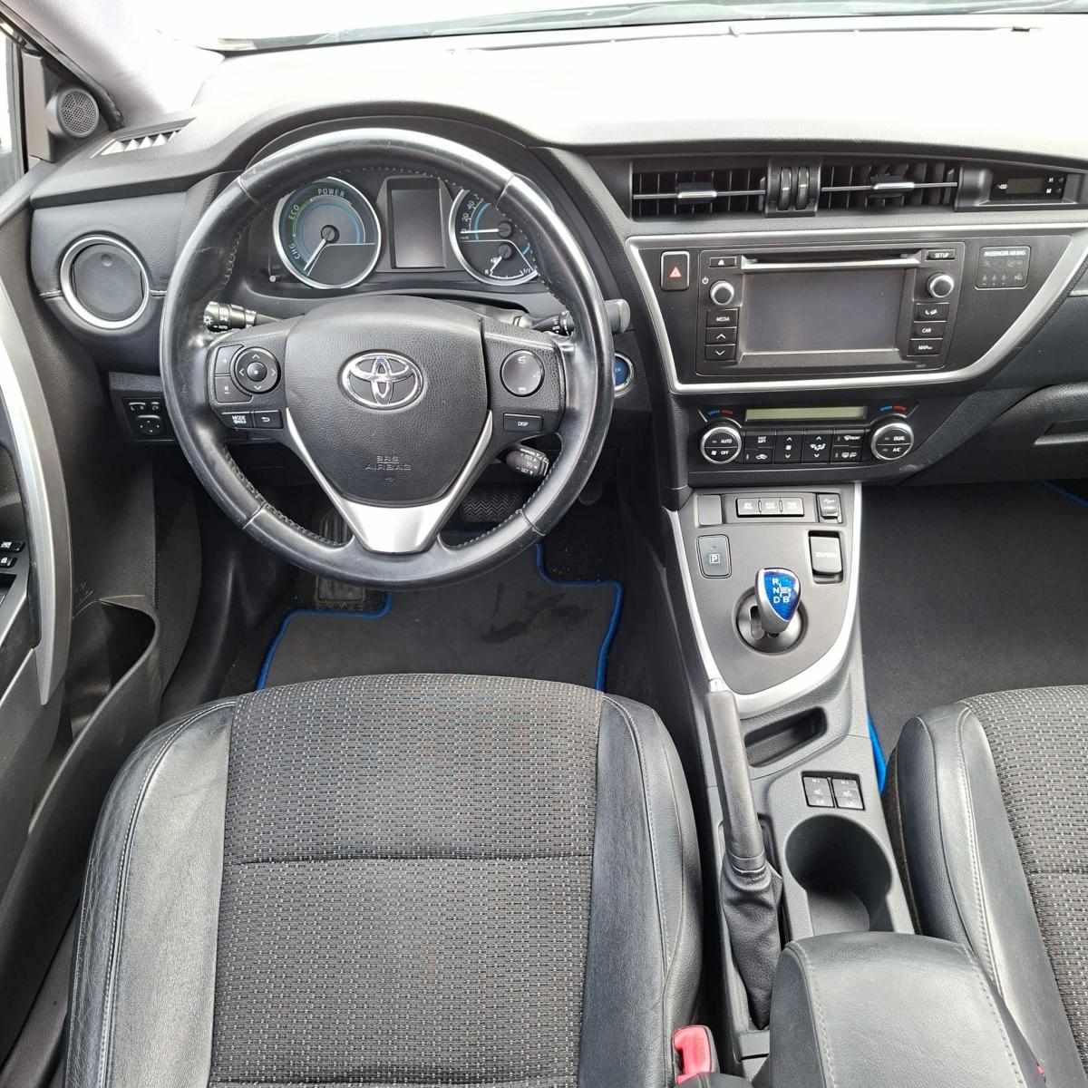 toyota-auris-2014-hibrido-a-gasolina-1798cc