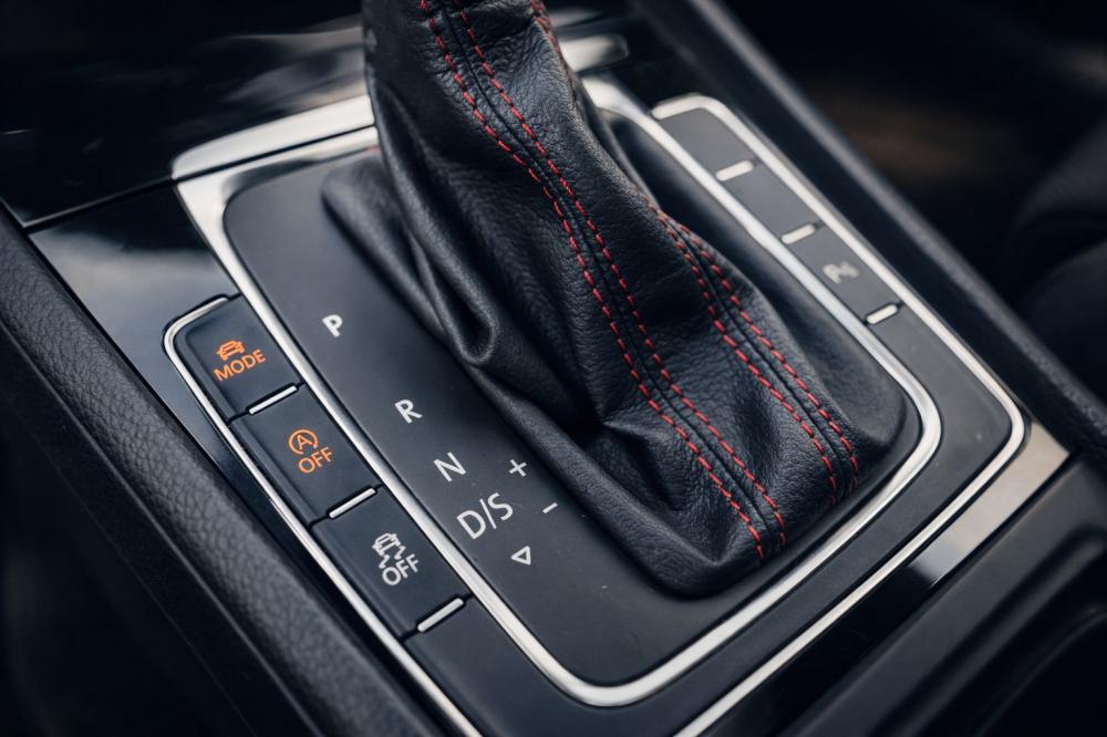 volkswagen-golf-2018-gasolina-1984cc