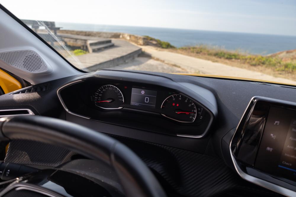 peugeot-208-2021-diesel-1499cc