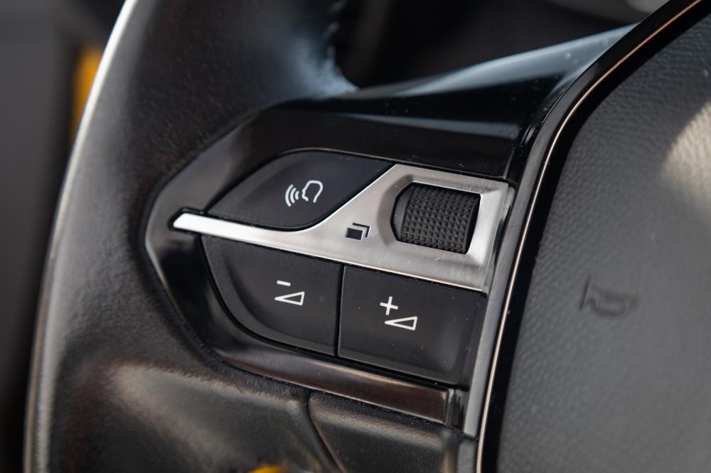peugeot-208-2021-diesel-1499cc