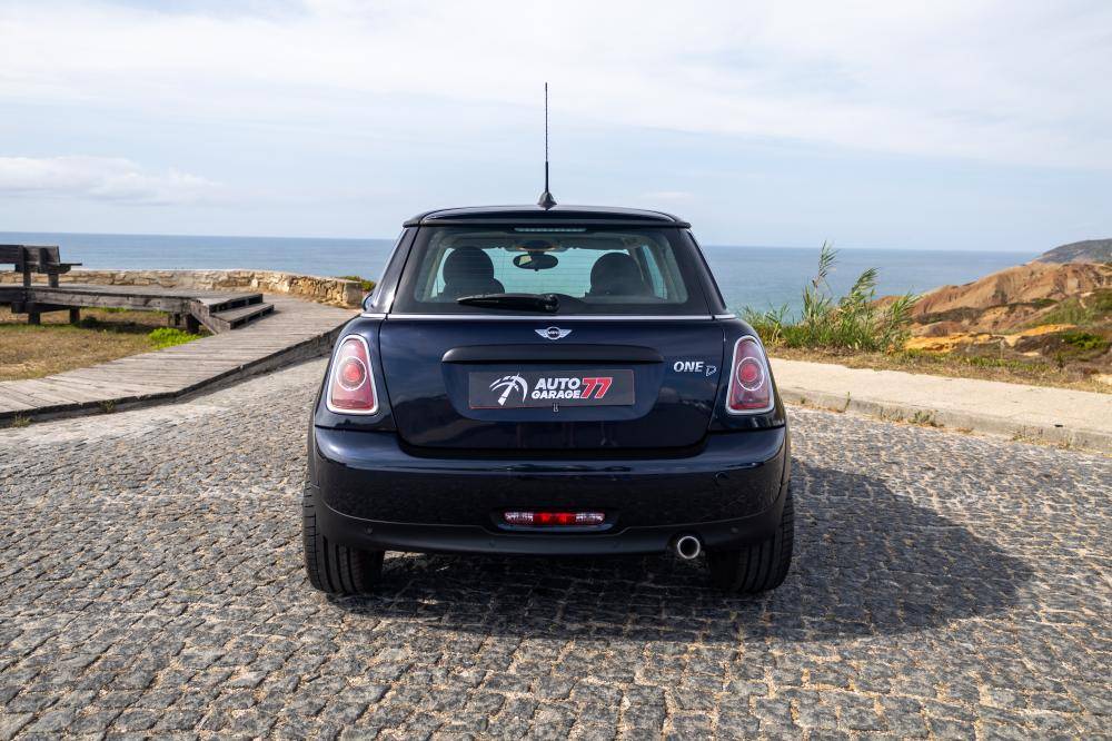 mini-hatch-2013-diesel-1598cc