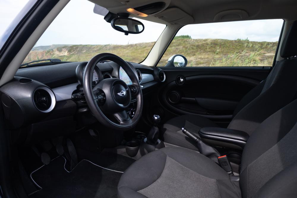 mini-hatch-2013-diesel-1598cc