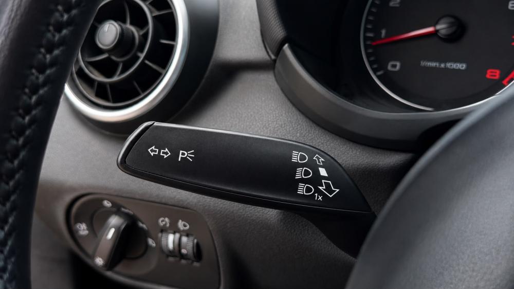 audi-a1-sportback-2011-gasolina-1197cc