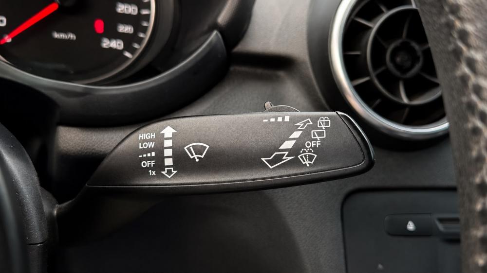 audi-a1-sportback-2011-gasolina-1197cc