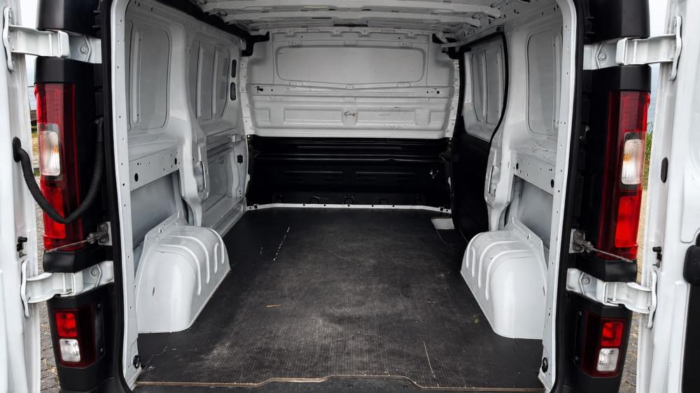 renault-trafic-2023-diesel-0cc