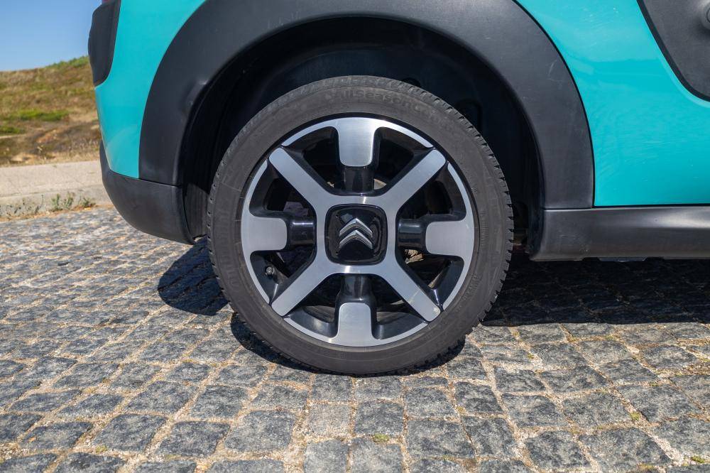 citroen-c4-cactus-2016-diesel-1560cc