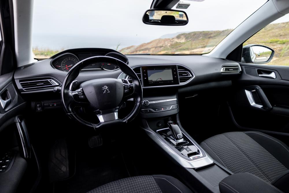 peugeot-308-sw-2018-diesel-1499cc