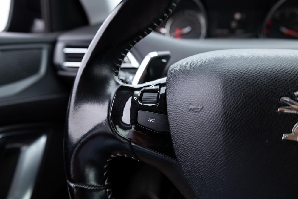 peugeot-308-sw-2018-diesel-1499cc