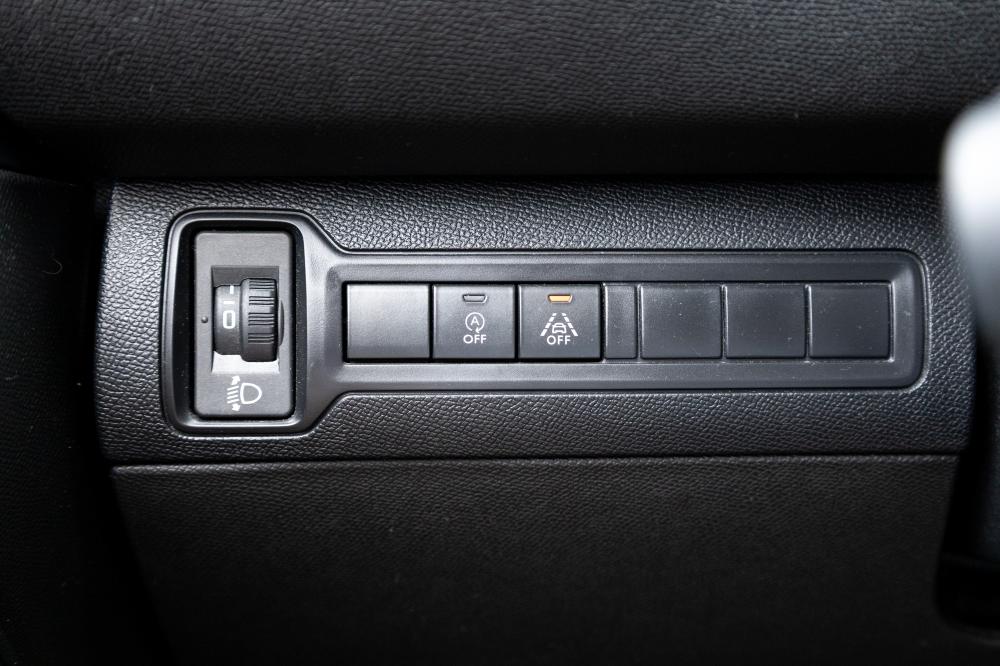 peugeot-308-sw-2018-diesel-1499cc