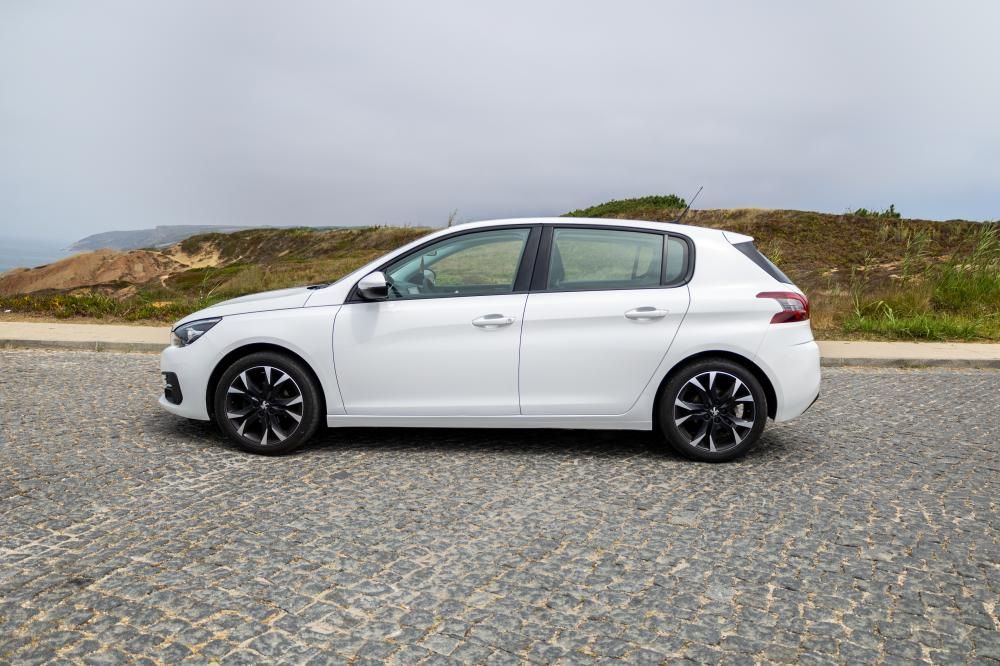 peugeot-308-2019-diesel-1499cc