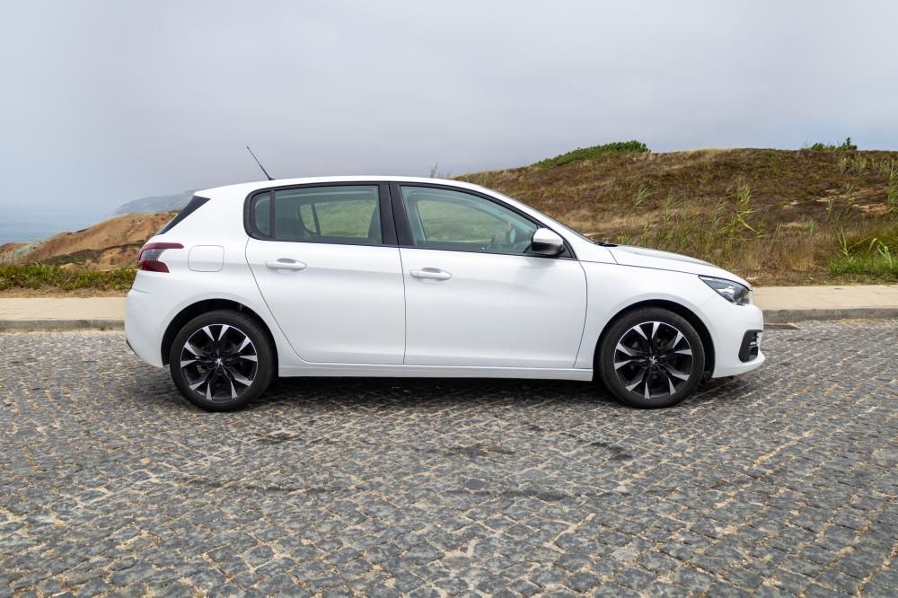 peugeot-308-2019-diesel-1499cc
