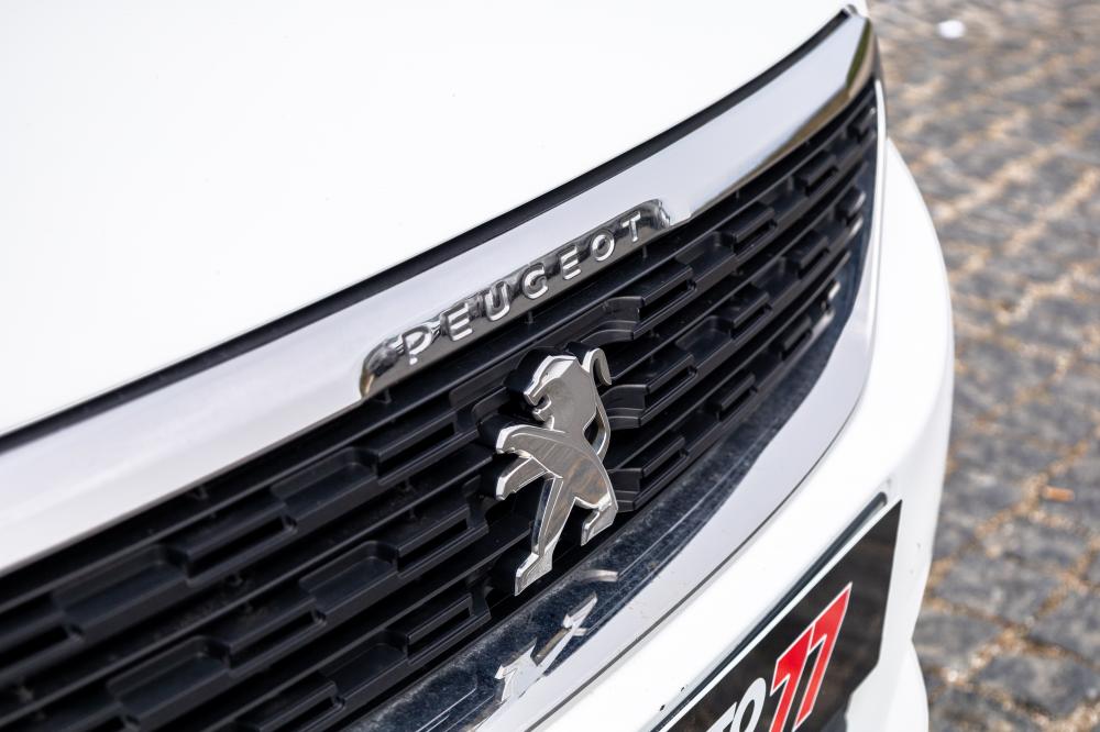 peugeot-308-2019-diesel-1499cc