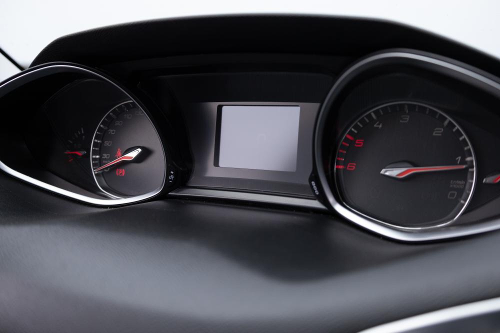 peugeot-308-2019-diesel-1499cc
