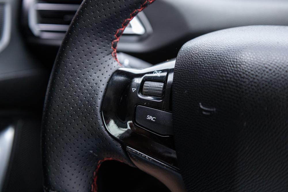 peugeot-308-2019-diesel-1499cc
