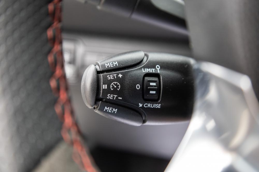 peugeot-308-2019-diesel-1499cc