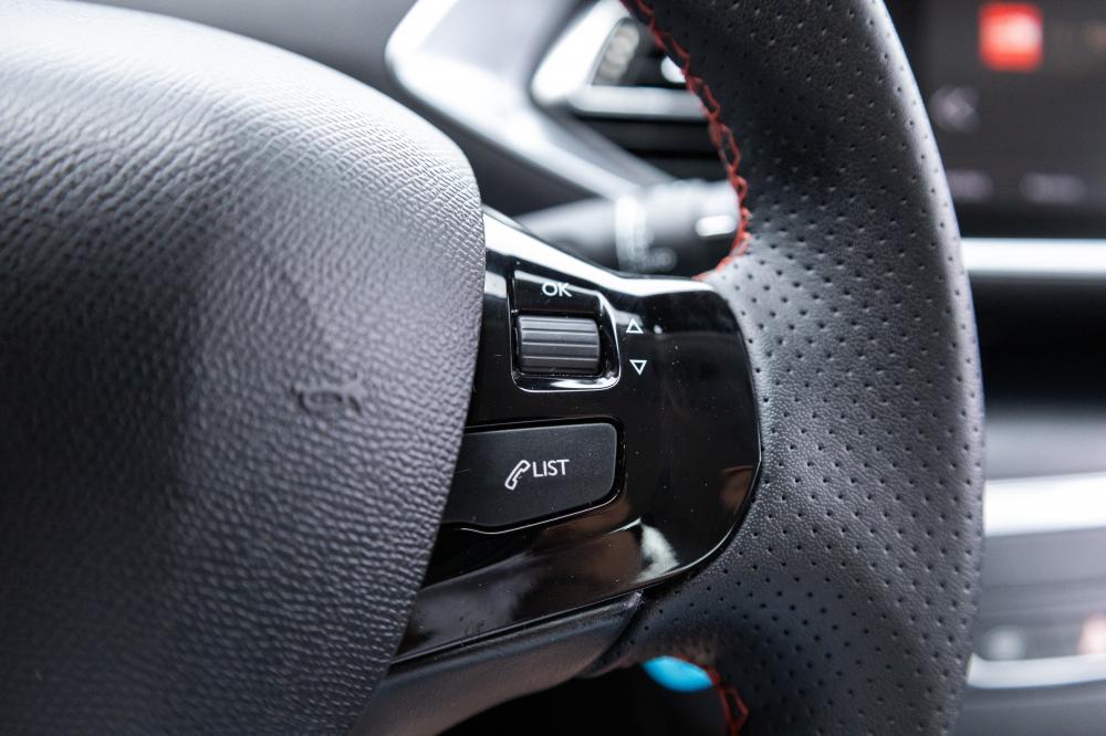 peugeot-308-2019-diesel-1499cc