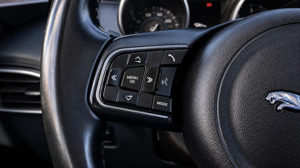 jaguar-f-pace-2016-diesel-1999cc