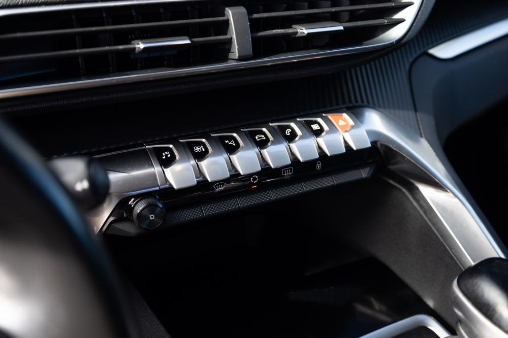 peugeot-3008-2019-diesel-1499cc