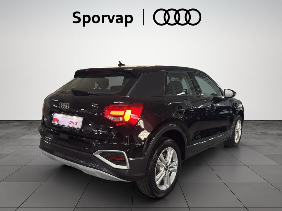 audi-q2-2024-gasolina-999cc