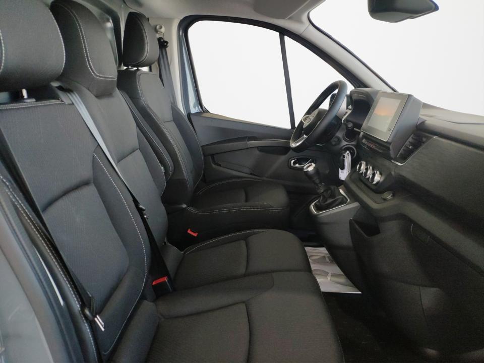nissan-primastar-2025-diesel-1997cc