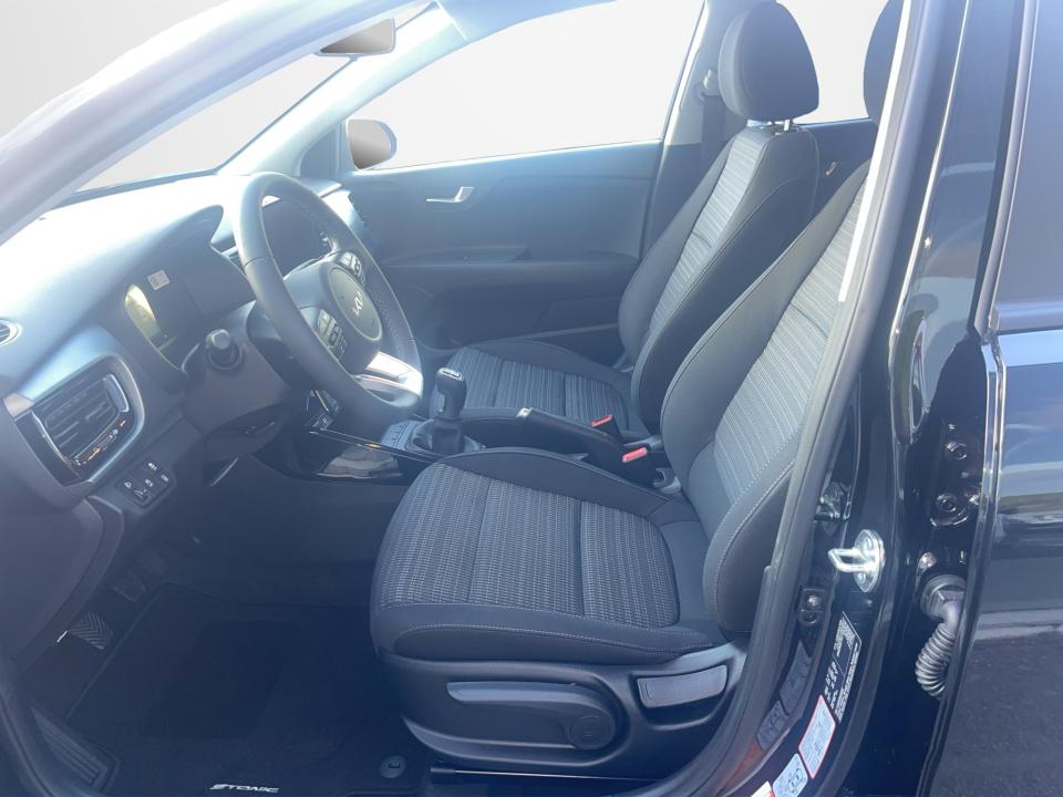 kia-stonic-2025-gasolina-998cc