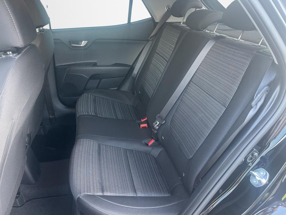 kia-stonic-2025-gasolina-998cc