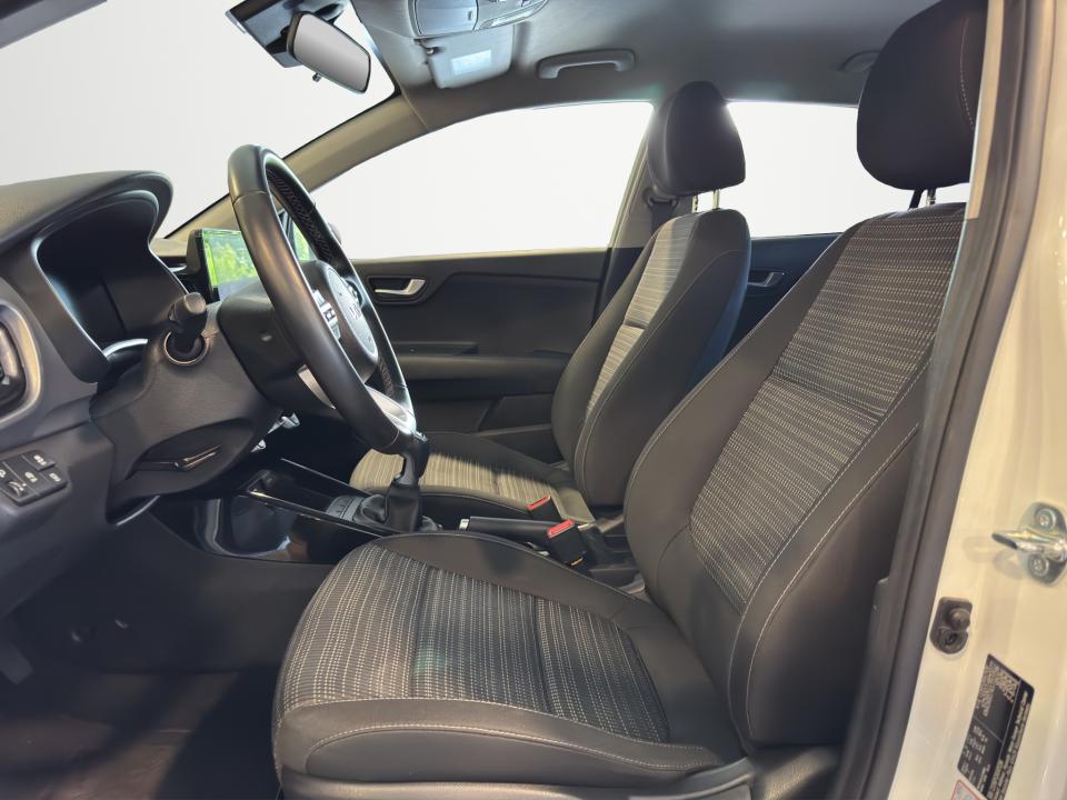 kia-stonic-2025-gasolina-998cc