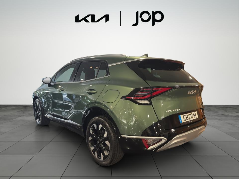 kia-sportage-2025-hibrido-1598cc