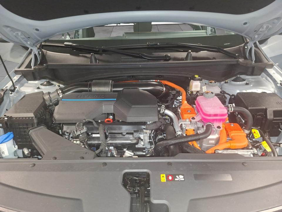 kia-sportage-2025-gasolina-1598cc