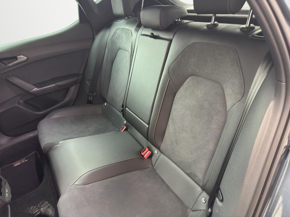 cupra-leon-2025-hibrido-1498cc