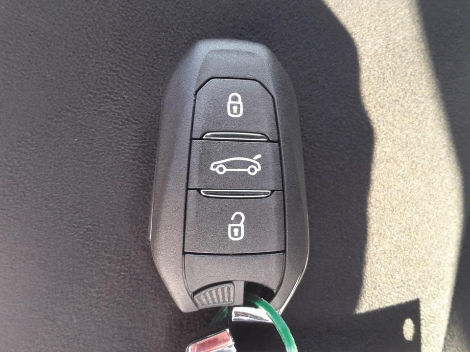fiat-600-2026-gasolina-1199cc