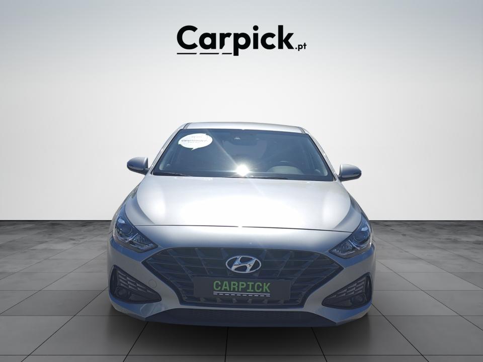 hyundai-i30-2023-gasolina-998cc