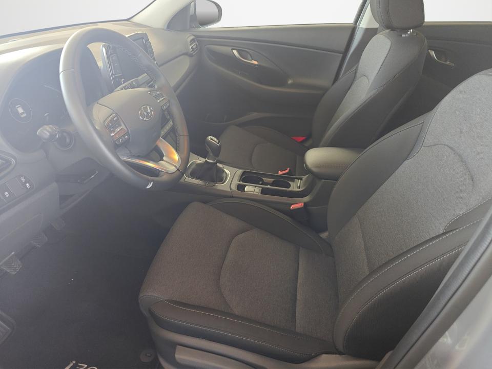 hyundai-i30-2023-gasolina-998cc