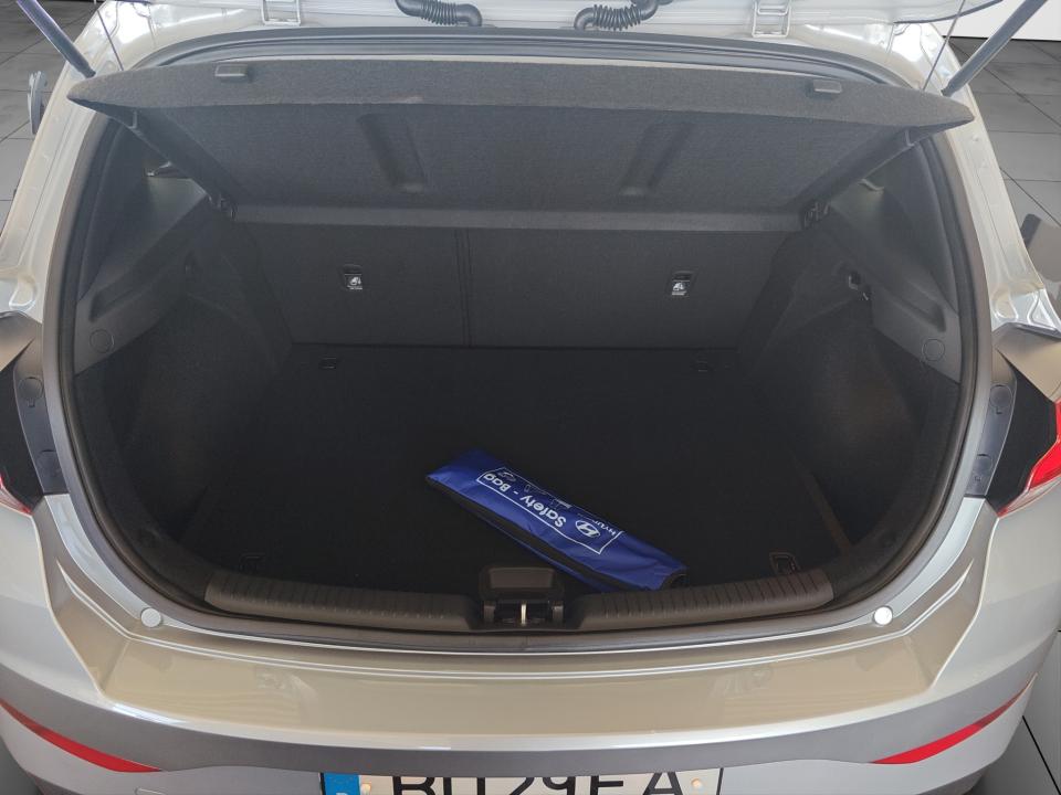 hyundai-i30-2023-gasolina-998cc