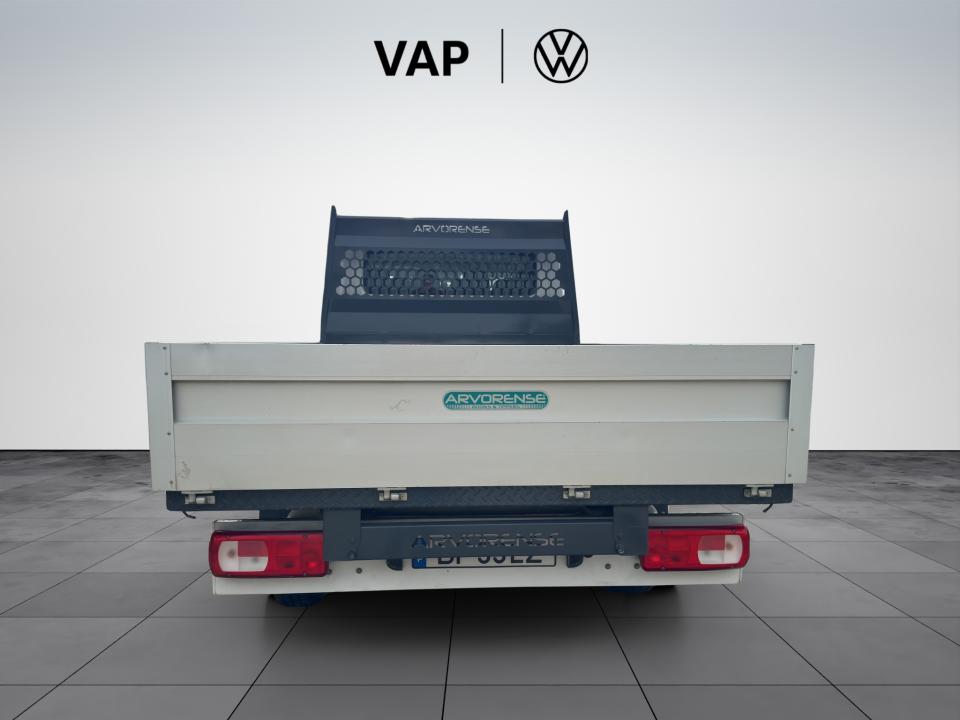 volkswagen-crafter-2023-diesel-1968cc