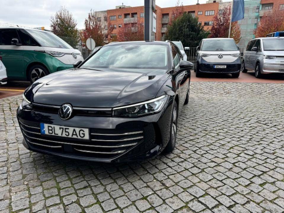 volkswagen-passat-2024-diesel-1968cc