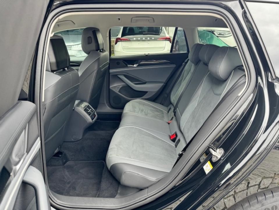volkswagen-passat-2024-diesel-1968cc