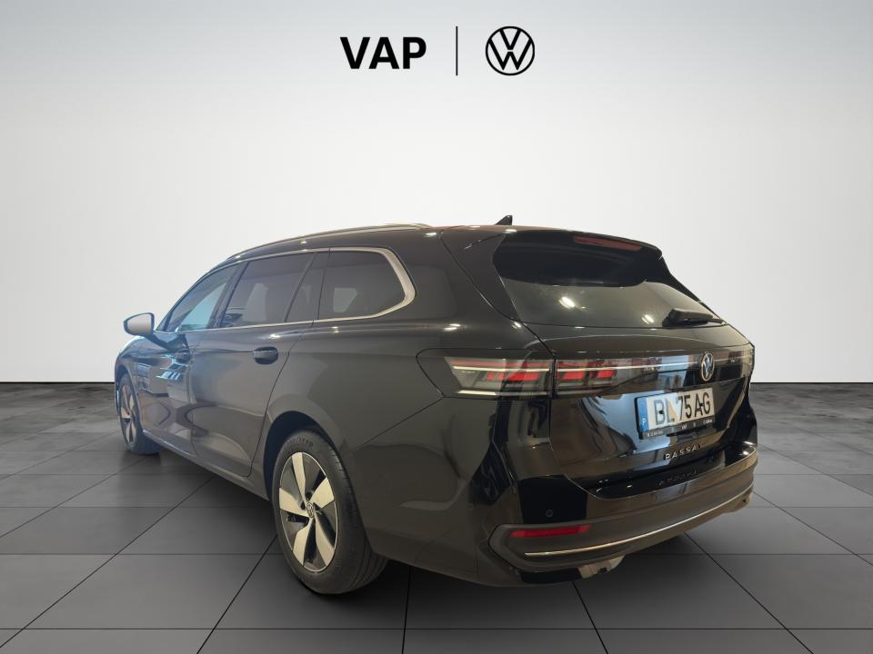 volkswagen-passat-2024-diesel-1968cc
