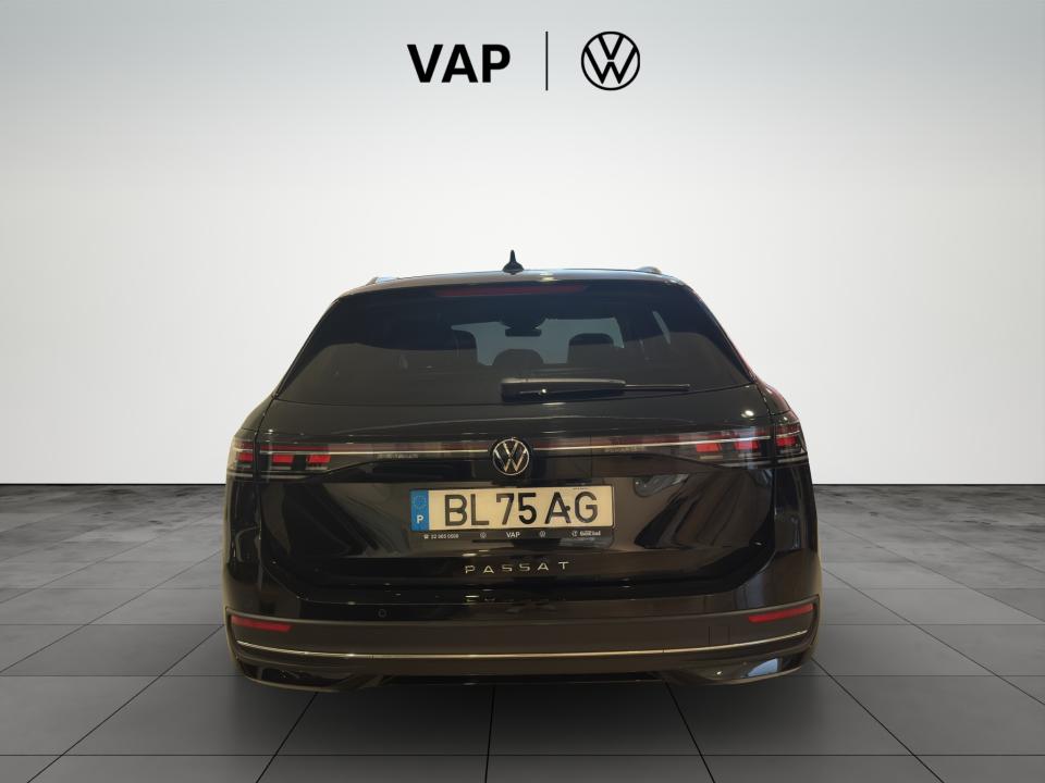 volkswagen-passat-2024-diesel-1968cc