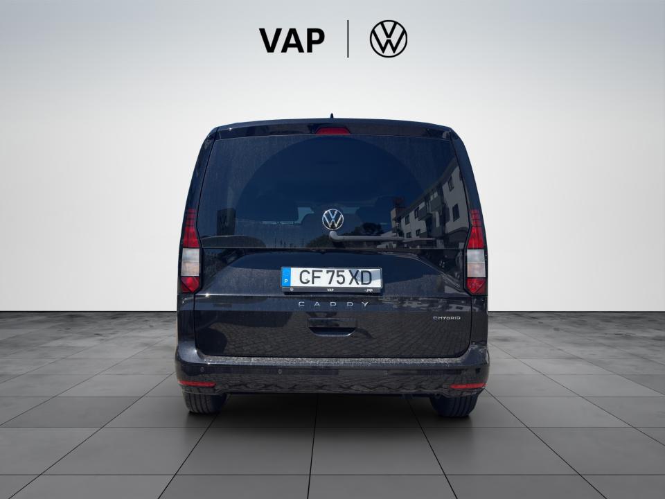 volkswagen-caddy-2026-hibrido-1498cc