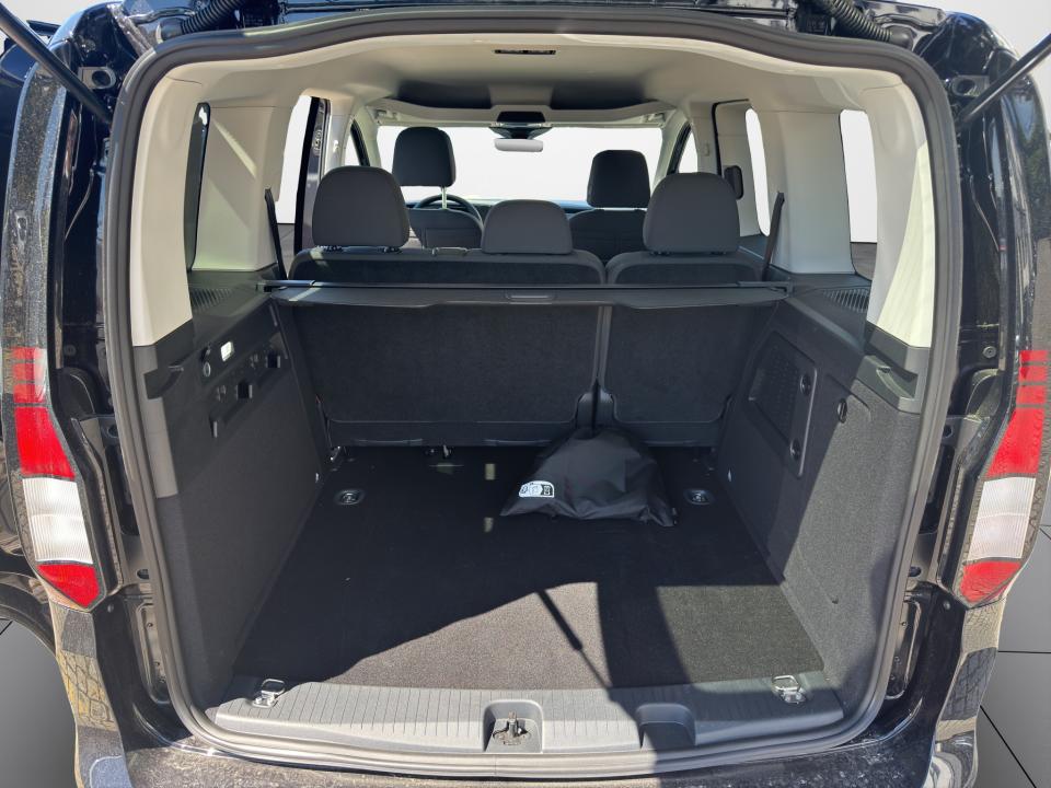 volkswagen-caddy-2026-hibrido-1498cc