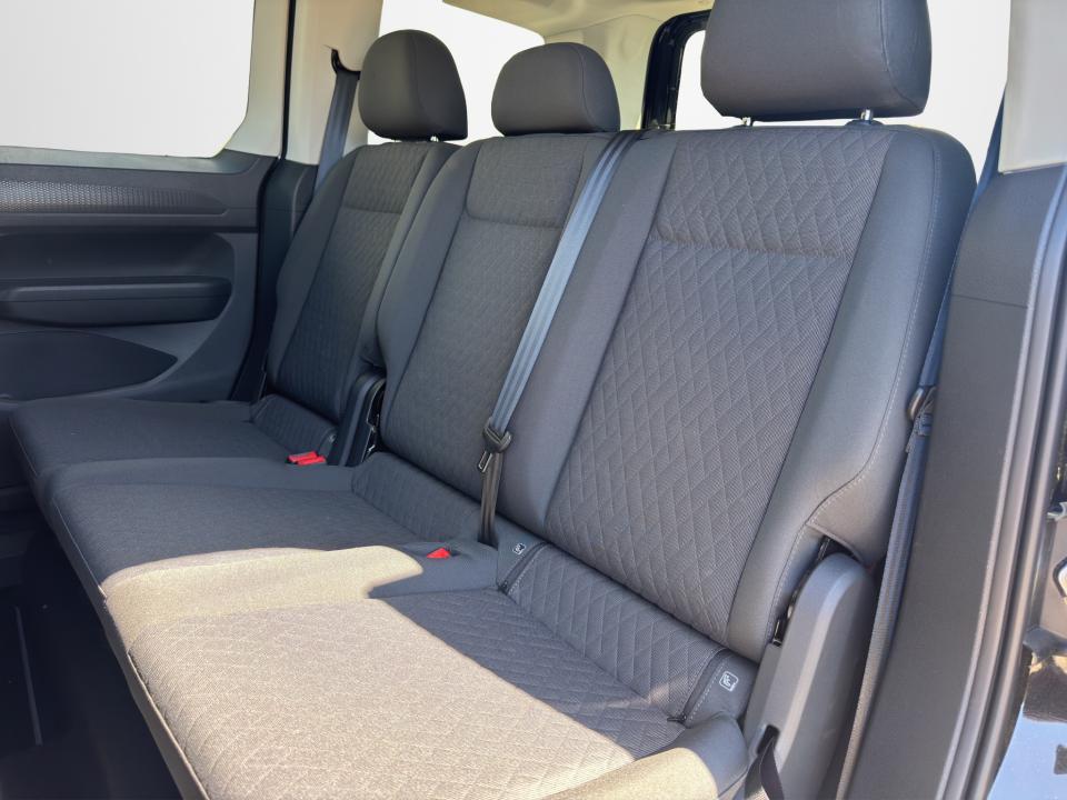 volkswagen-caddy-2026-hibrido-1498cc