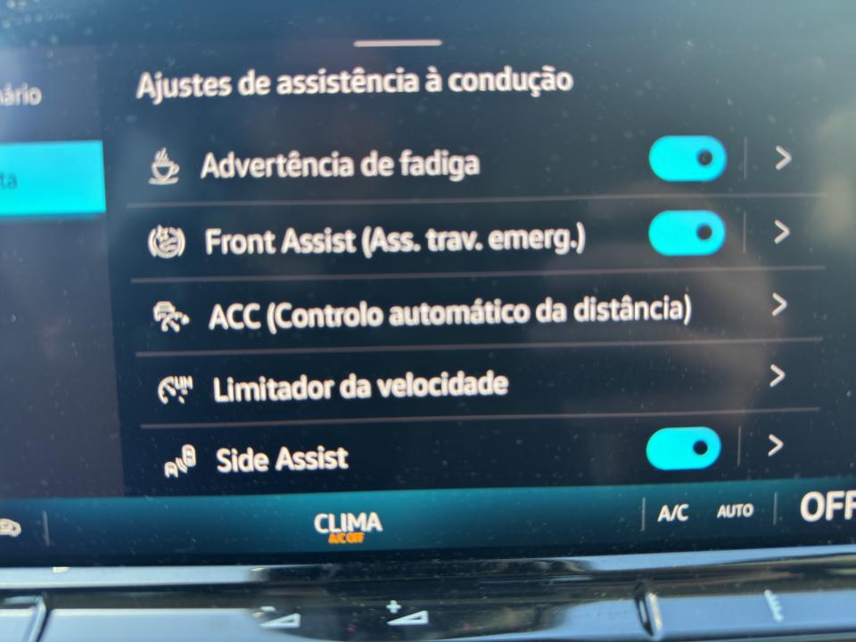 volkswagen-caddy-2026-hibrido-1498cc