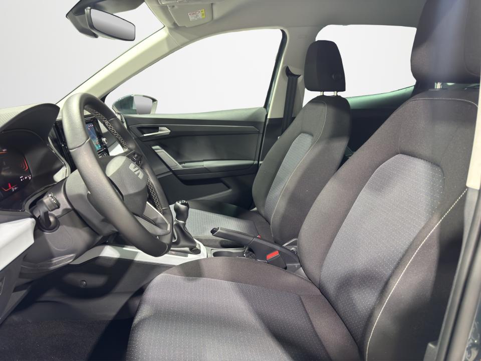 seat-arona-2025-gasolina-999cc