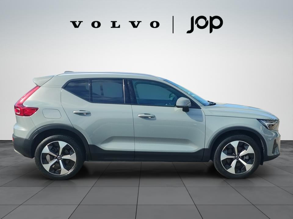 volvo-xc40-2025-gasolina-1969cc
