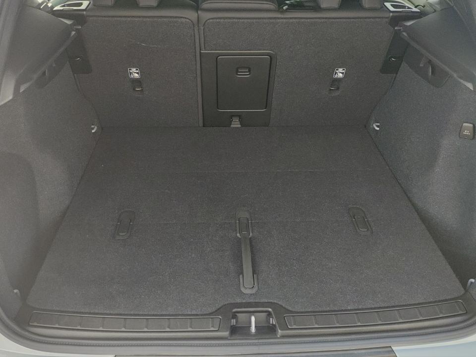 volvo-xc40-2025-gasolina-1969cc