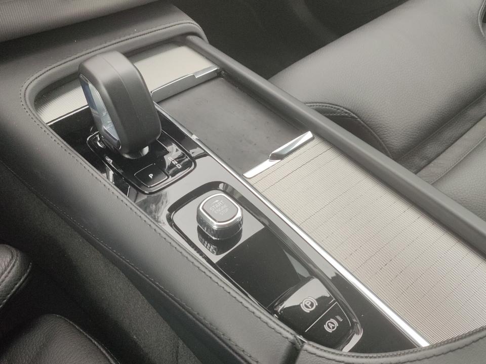volvo-xc90-2024-hibrido-1969cc
