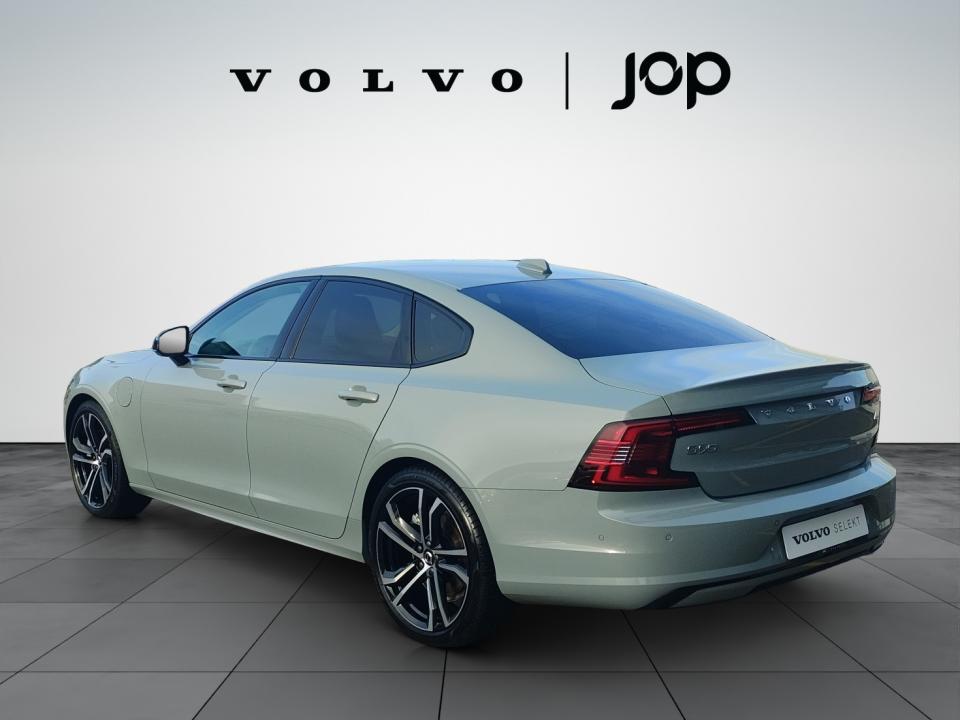 volvo-s90-2025-hibrido-1969cc