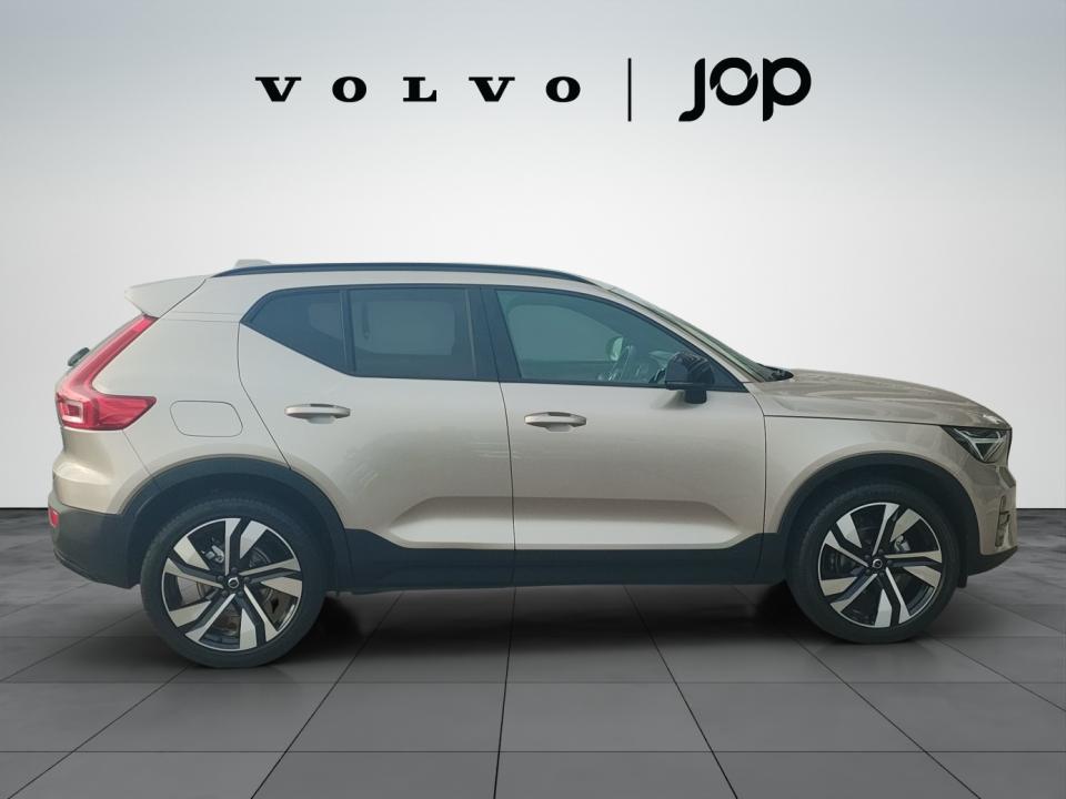 volvo-xc40-2024-gasolina-1477cc