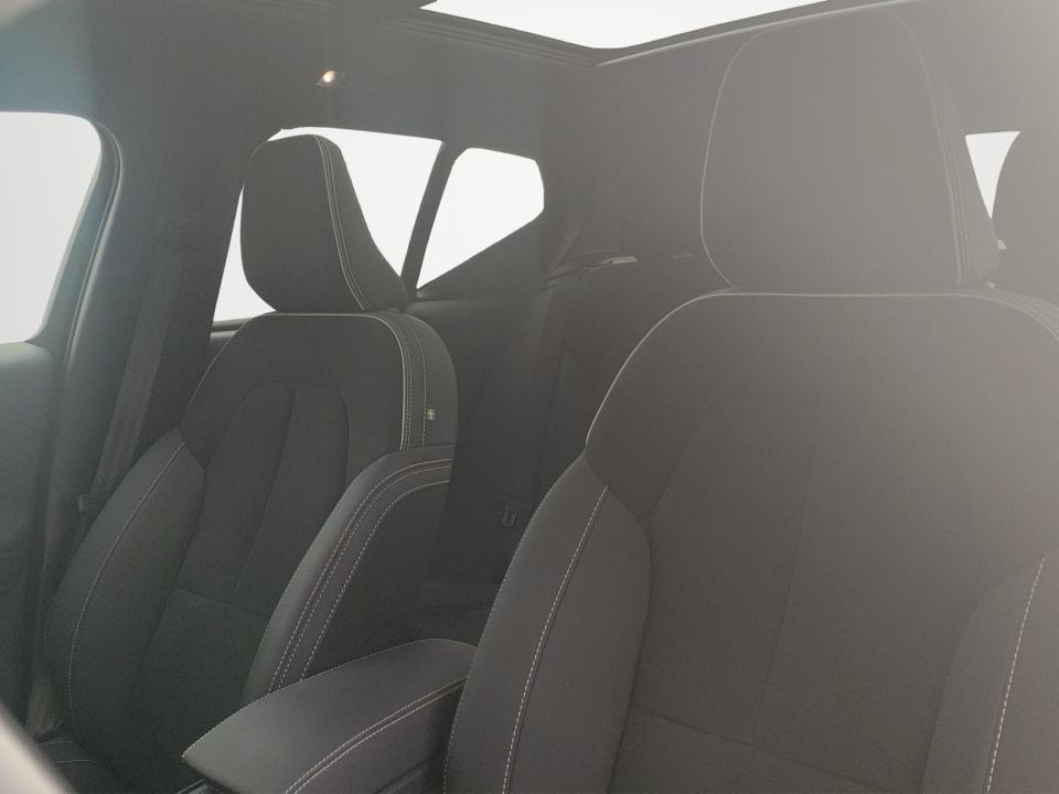 volvo-xc40-2024-gasolina-1477cc